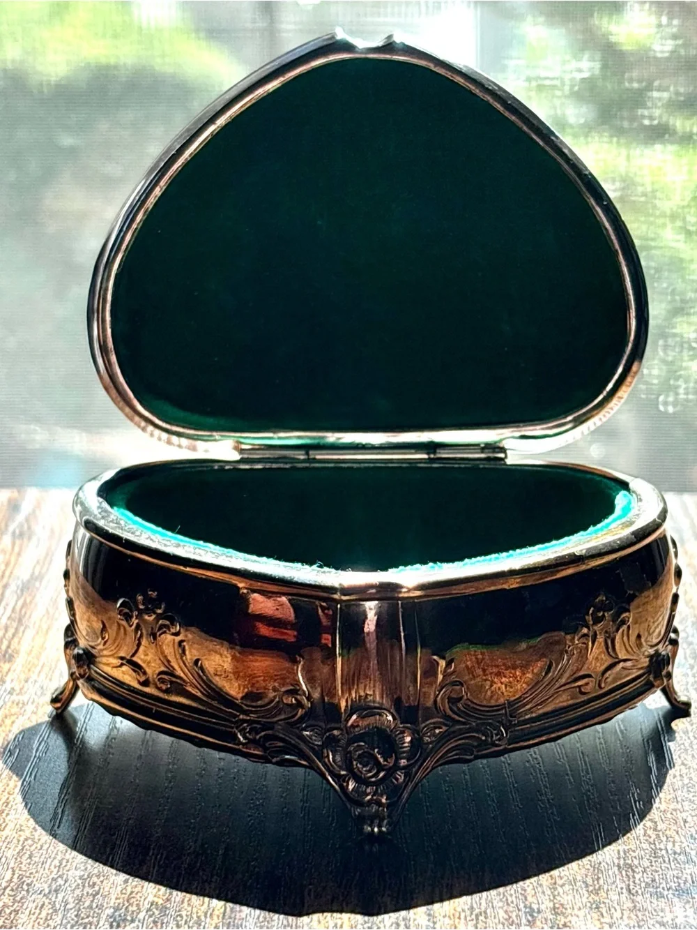 Vintage Double Heart-Shaped Metal Trinket Box with felt lining- Scroll Design